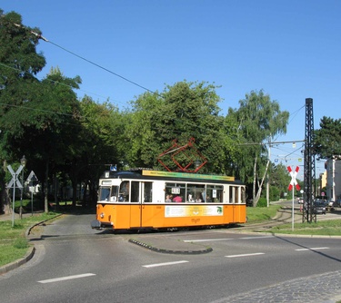 Titelbild: Naumburger Straßenbahn - historische Triebwagen und Straßenbahndepot