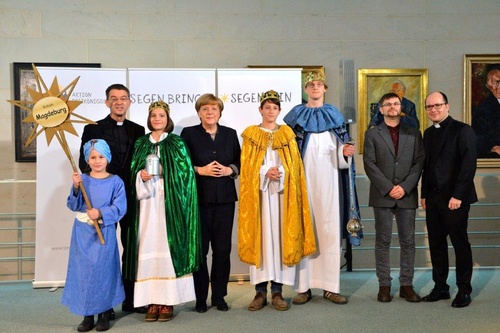 Titelbild zum News-Artikel Sternsinger aus Magdeburg im Bundeskanzleramt