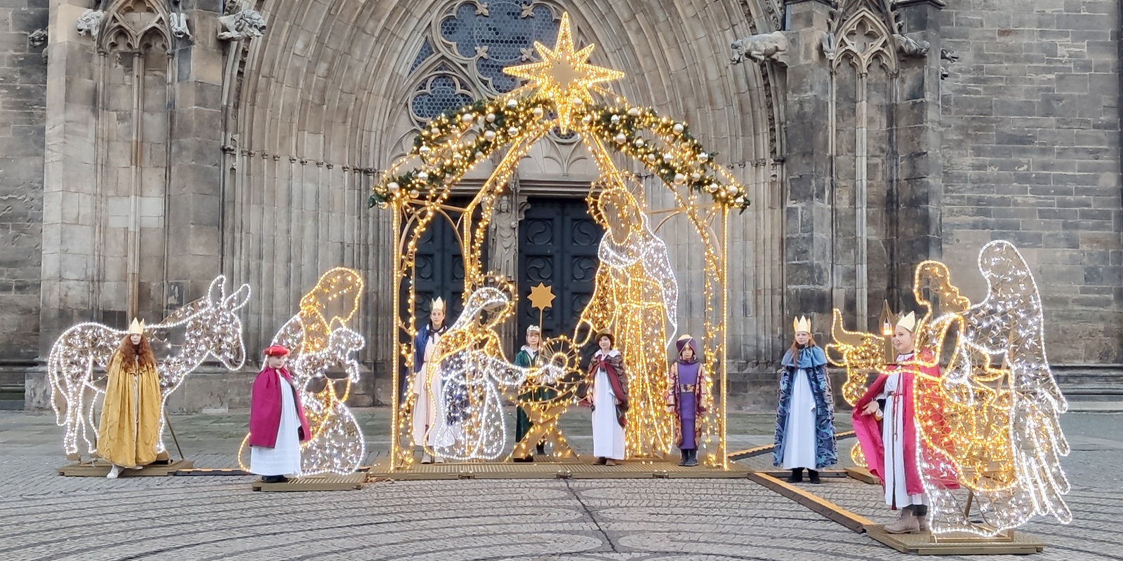 Titelbild zu Slider-Element: Sternsingen im Bistum Magdeburg 2024