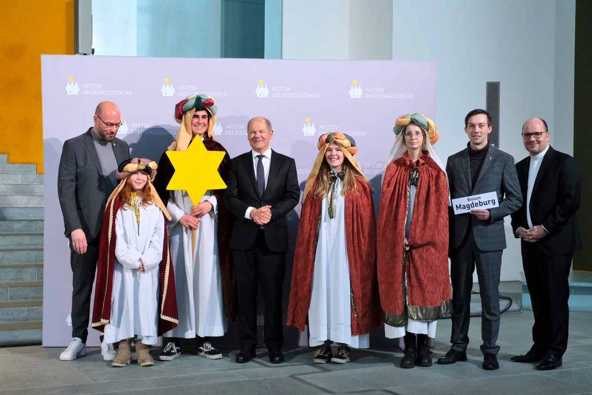 Titelbild zum News-Artikel: Sternsinger beim Bundeskanzler 